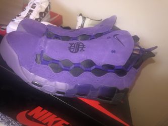 Nike air moneys size 12