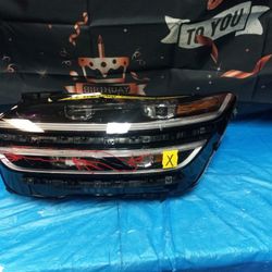 2021-22 Hyundai Genesis GV80 Left Headlight $400.00 