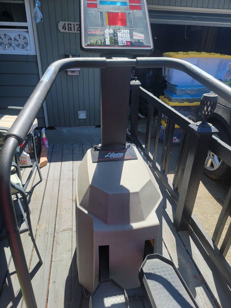 LifeStep 9500 Stepper