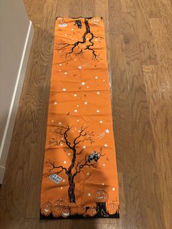 Pottery Barn Kids Halloween-Themed Table Runner – Like New (17” x 70”)