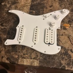 Squier Strat SS Pre-wired Pickguard 