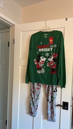 Disney Mickey & Minnie Christmas Pajama Set