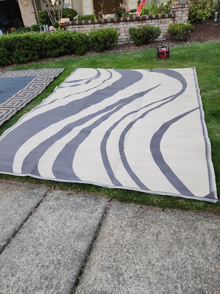 Camping Rug With LED Lights 9x12 for Sale in Renton, WA OfferUp