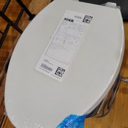 New Oval Toilet Seat