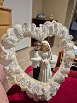 Vintage wedding cake topper