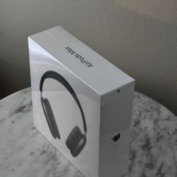 (Brand New In Box) Apple Airpod Max With Smart Case