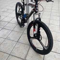 Excellent Condition Adults Bicycles