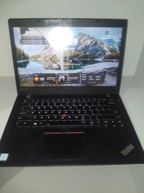Cracked Lenovo Thinkpad, Intel core i5-8350U vpro 8th gen processor, 16 gb ram