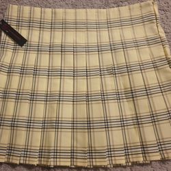 Pickup From LebnonTN 37087..brand New Skirt With Tag SizeXL (15-17)