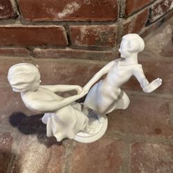 Vintage Hutschenreuther Dancing Sisters Figurine