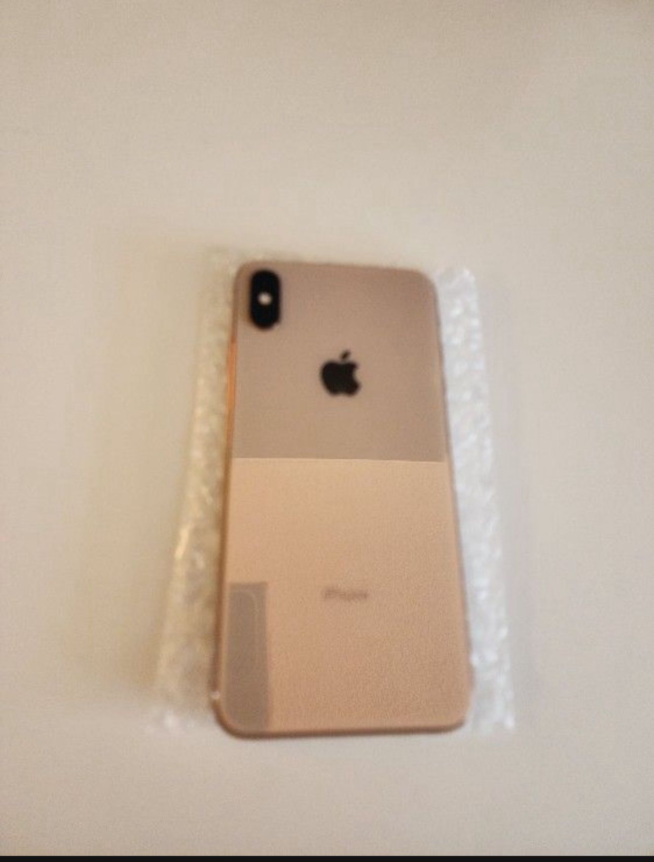 iPhone Xs Max Factory Unlocked