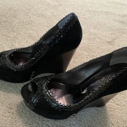 Women’s Shoes - Size 5.5