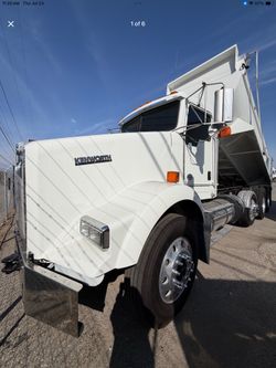 2016 Kenworth T 800 dump truck