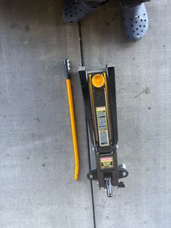 Craftsman Floor Jack with Handle