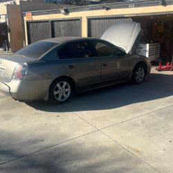 Nissan Altima 2.5SL 4cylinder 