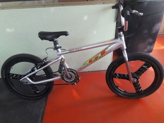 Bicycle bmx gt