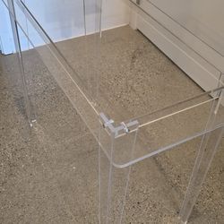 Acrylic Table/Desk Perfect Condition