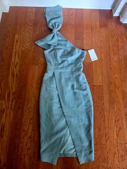 Lavish Alice Midi Dress