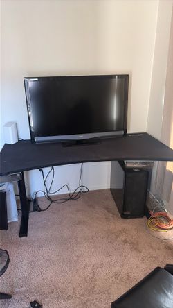 Arozzi Gaming Desk (used)