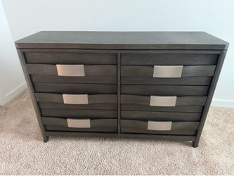 Modern 6-Drawer Dark Wood Dresser Like New 1 year use