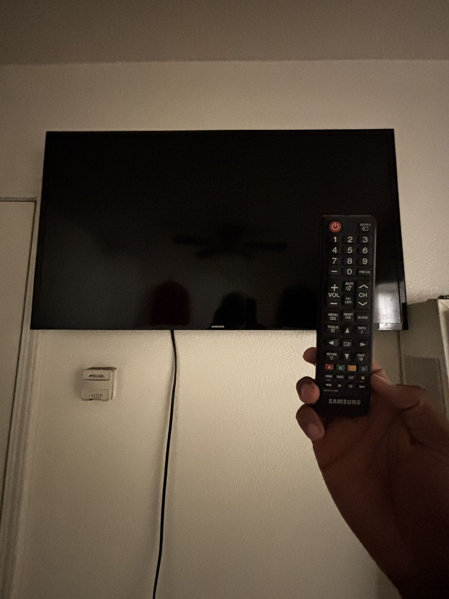 36 Inch & 38 inch Flatscreen Smart TVs