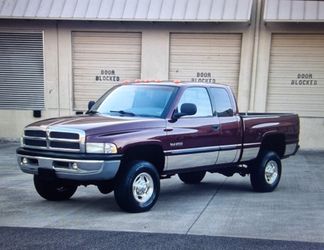 2001 Dodge Ram 2500HD 4x4 – Ready for Adventure