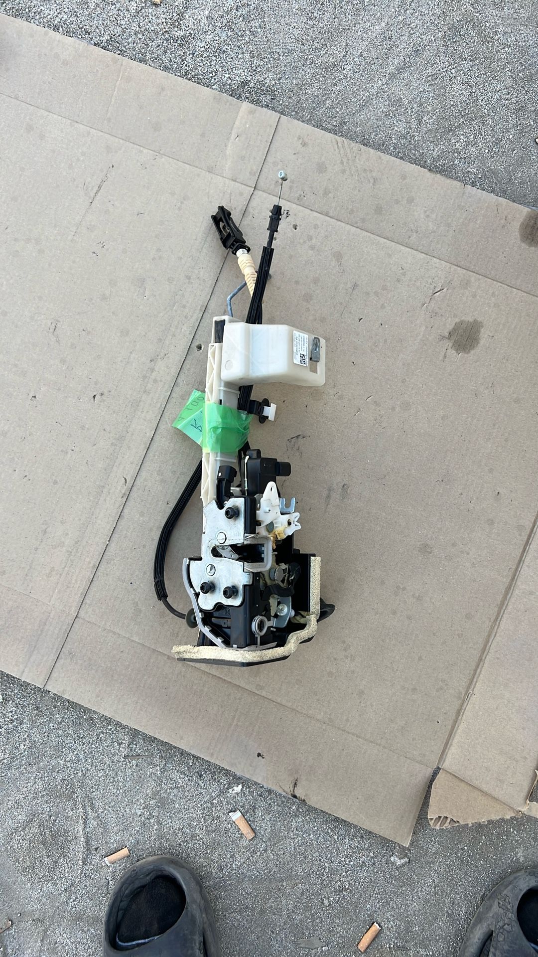 2020 F350 Rear Right Door Latch 