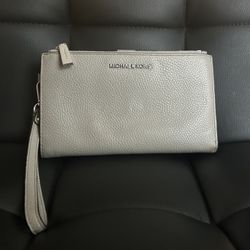 Michael Kors Clutch Wallet 
