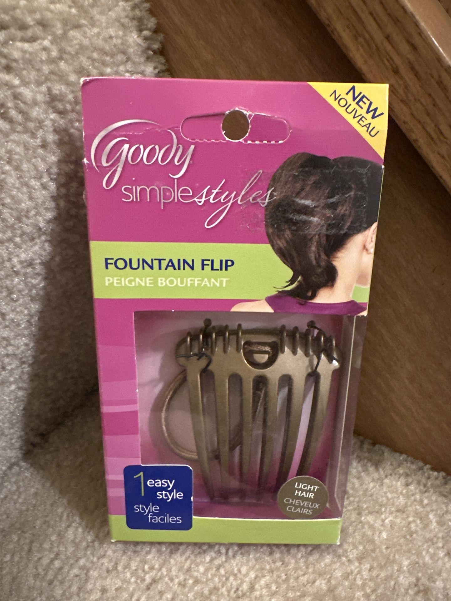 Goody Simple Styles Fountain Flip new $3