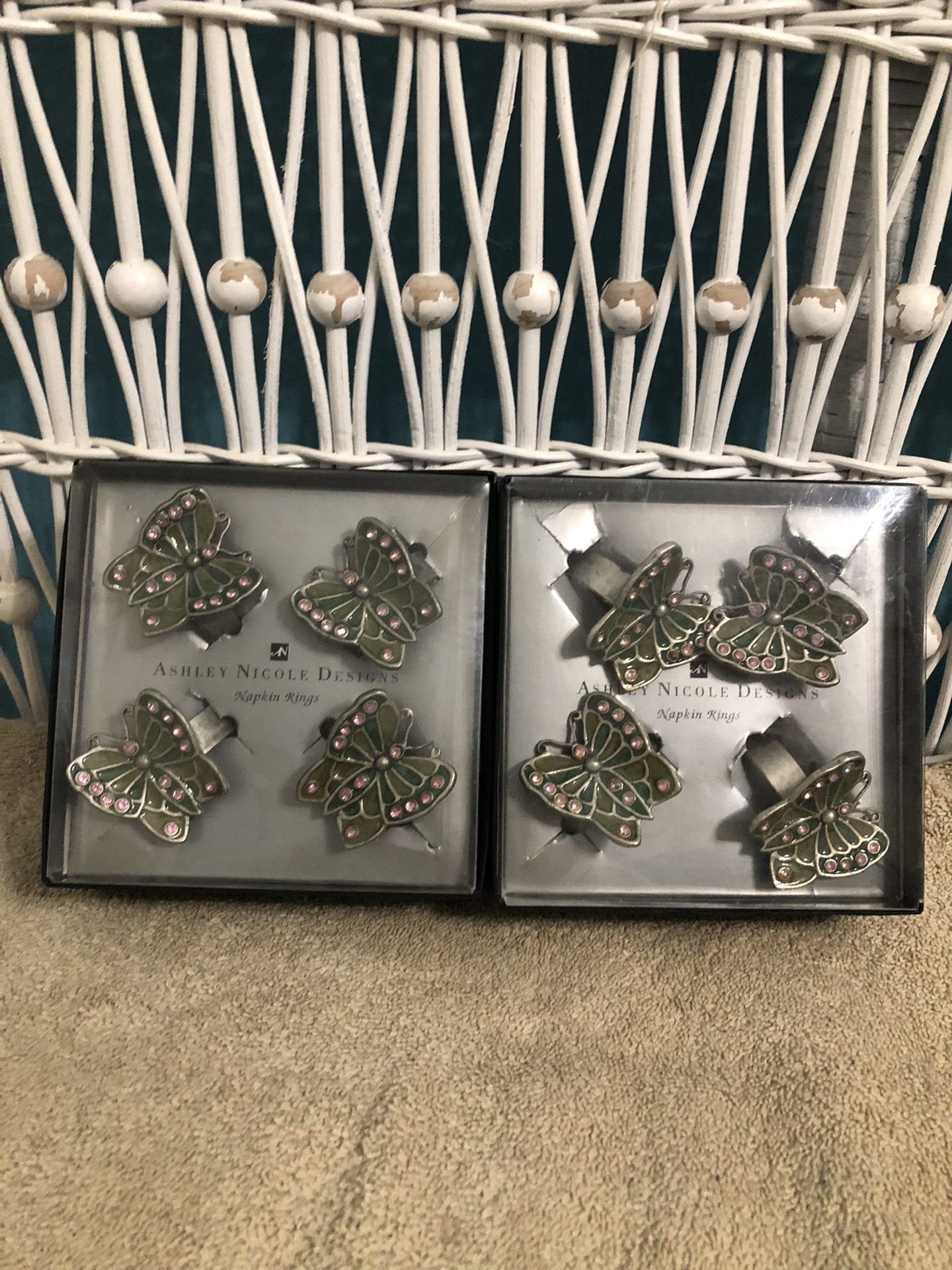 Ashley Nichole Beautiful Butterfly Napkin Rings Set Of 8 New In Box