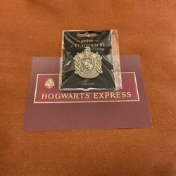 NEW Harry Potter Hufflepuff Magnet