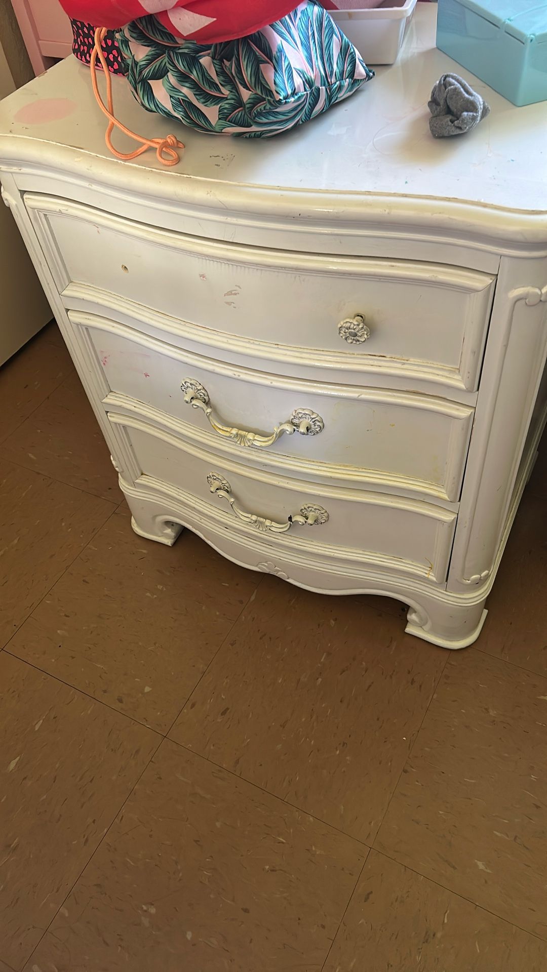 Dresser