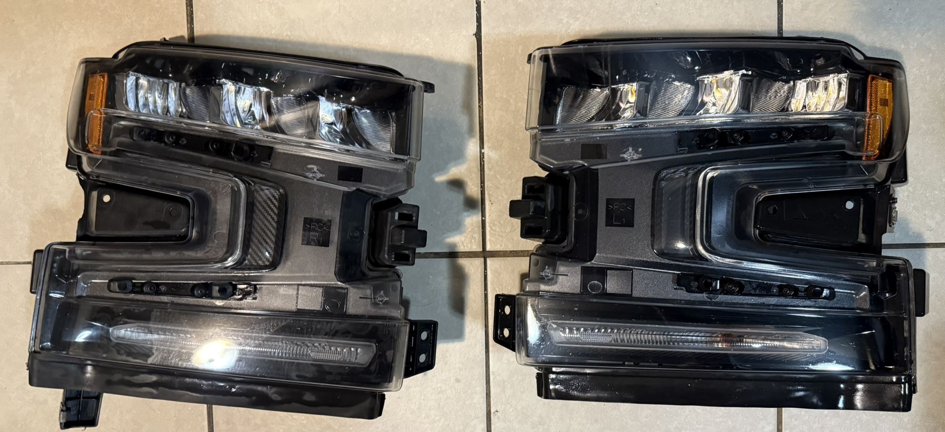 2021 Silverado Headlights Oem