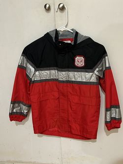 Cater’s Boys Rain jacket Size 8