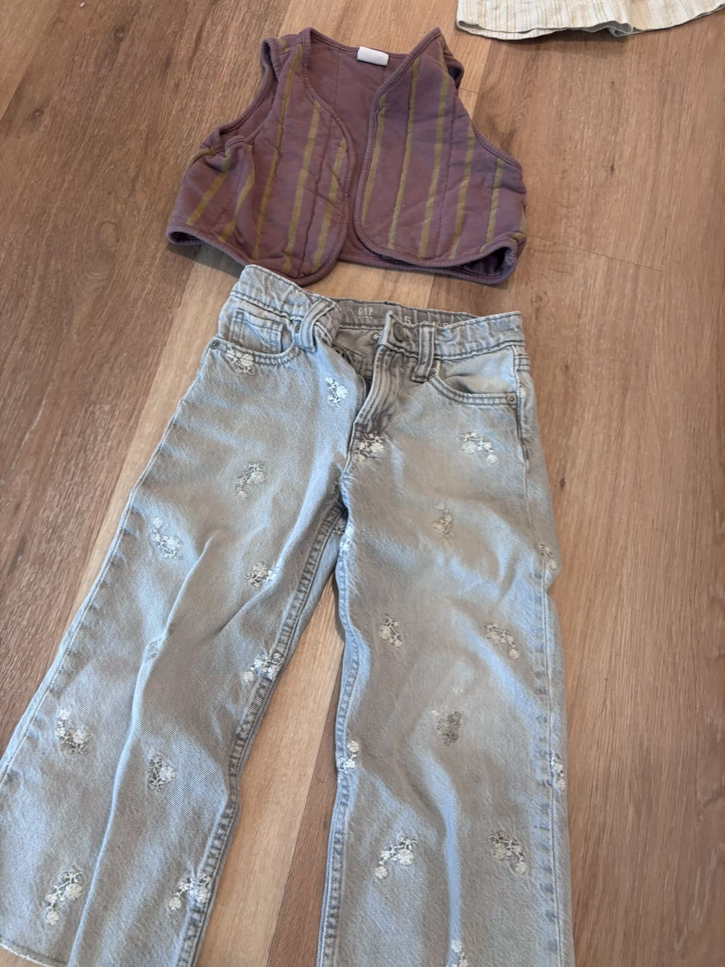Girls Gap Jeans 6 Years And Zara Vest