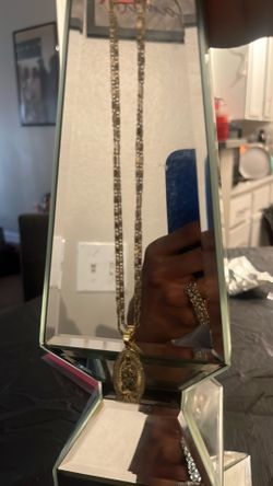 pendant 10k chain and pendant