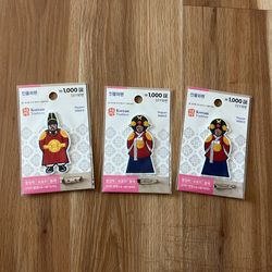 Korean Traditional King And Queen Patches Or Pins