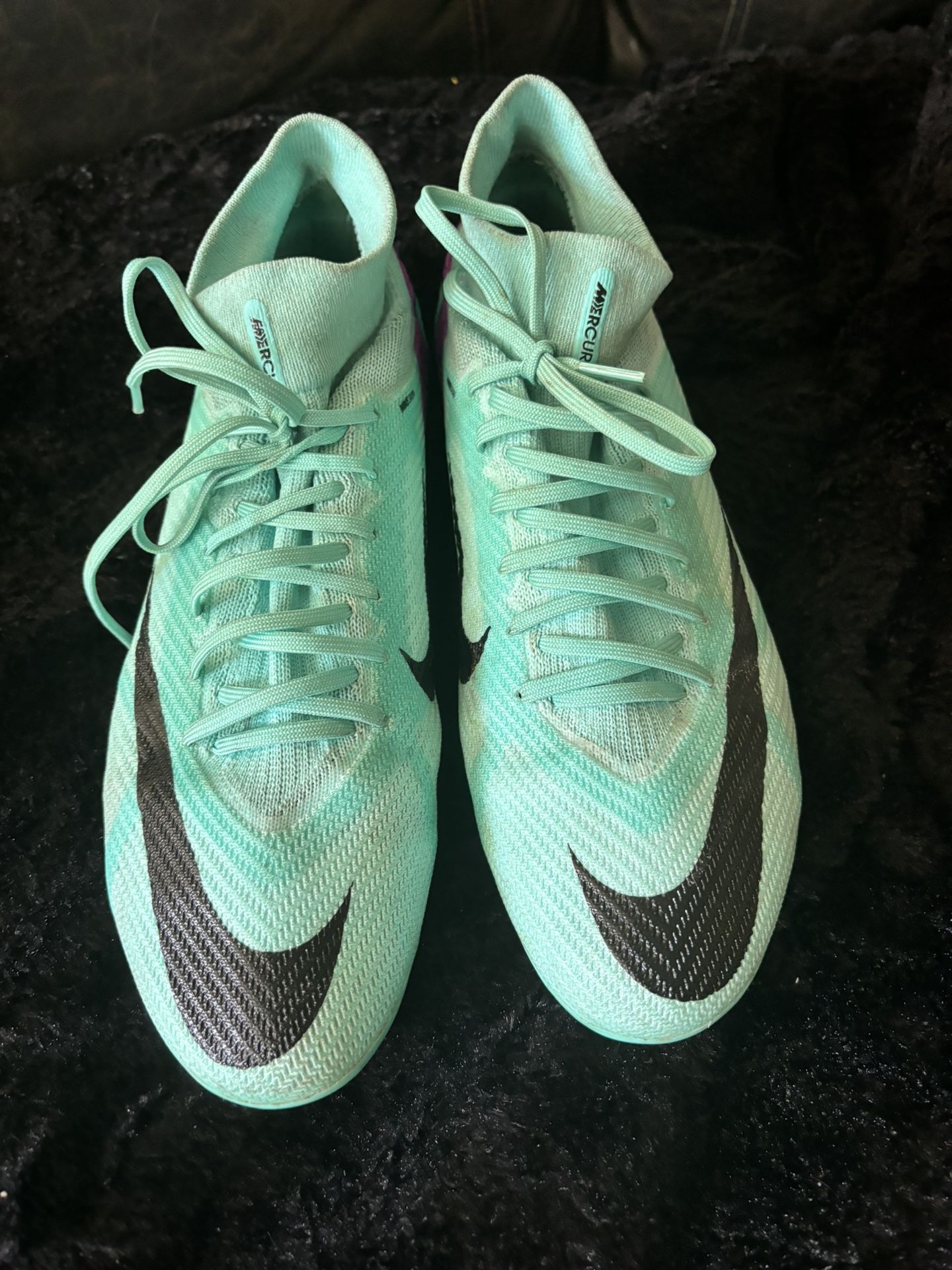Soccer Cleats Size 11