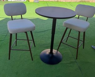 Bar Table with 2 Bar Stools
