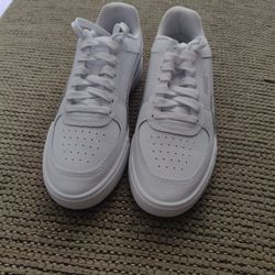 White Pumas Size 9
