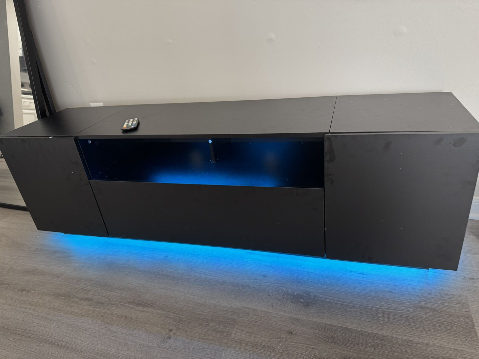 65 To 75inch TV Stand with led lights