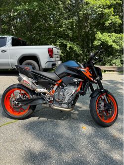 Ktm duke 890r 2022