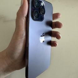 iPhone 14 Pro Max UNLOCKED 