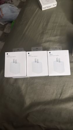 Apple USB-C 20 W Power Adapter