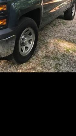 Chevy Silverado tires and rims 6 lugs