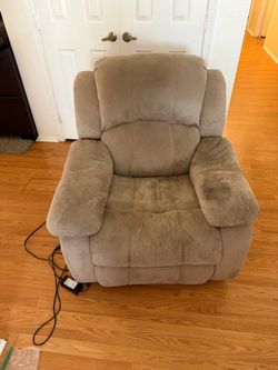 Free recliner chair