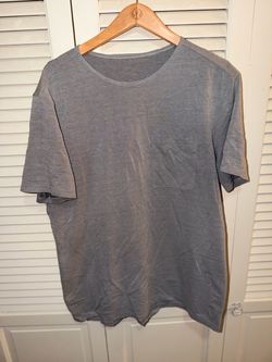 Lululemon men’s shirt