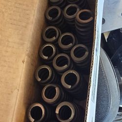 Ls 550 Lift Spring Used