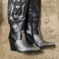 Ann Creek Boma Snake Accent Boots