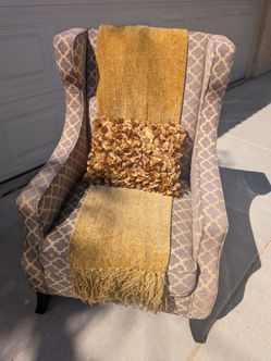 Geometric Trellis Wingback Armchair